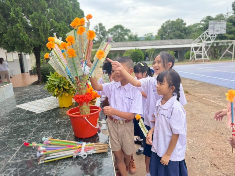 กิจกรรมถวายเทียนพรรษา เนื่องในวันเข้าพรรษา ประจำปี 2568